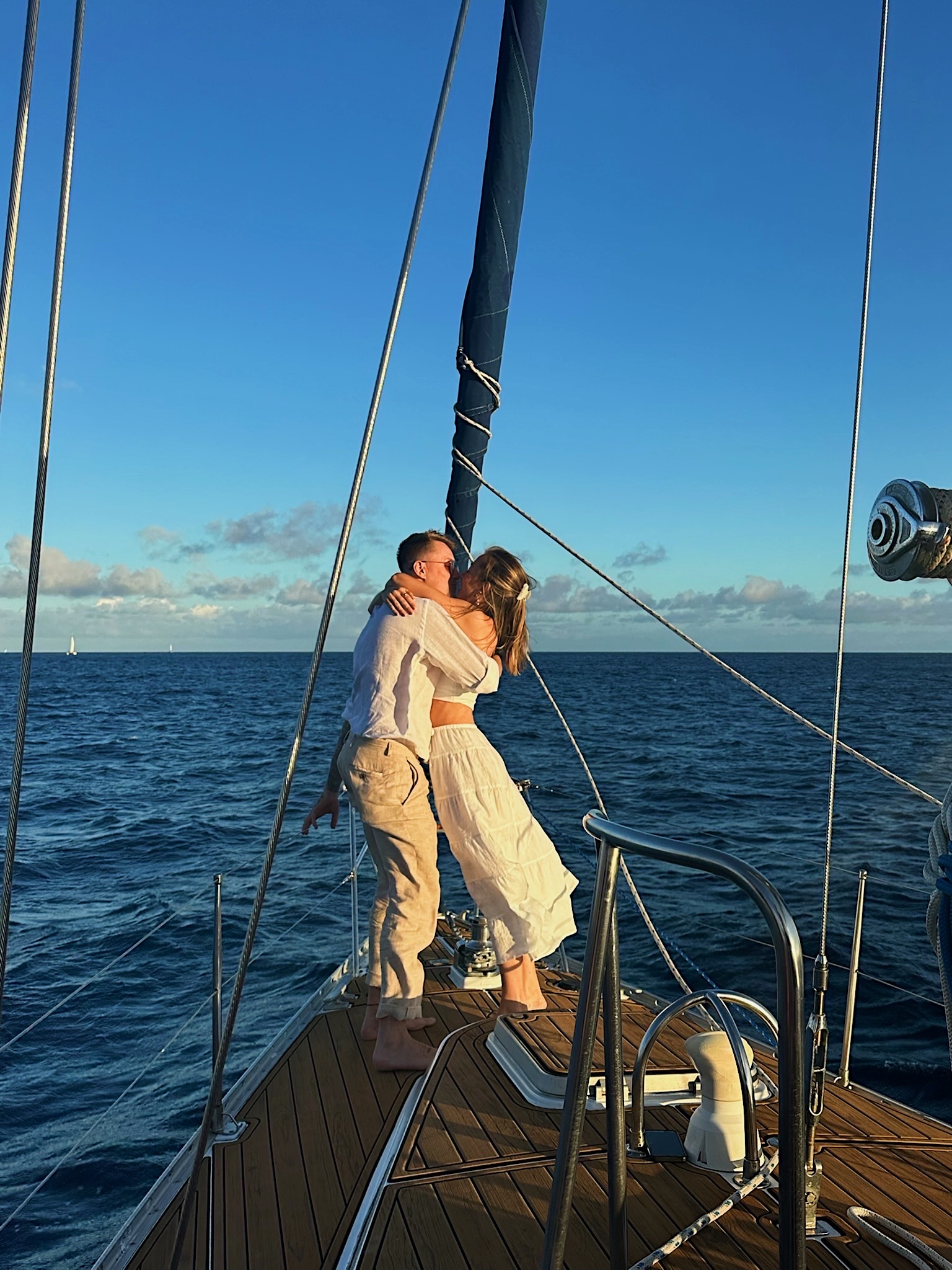 Couple steering together